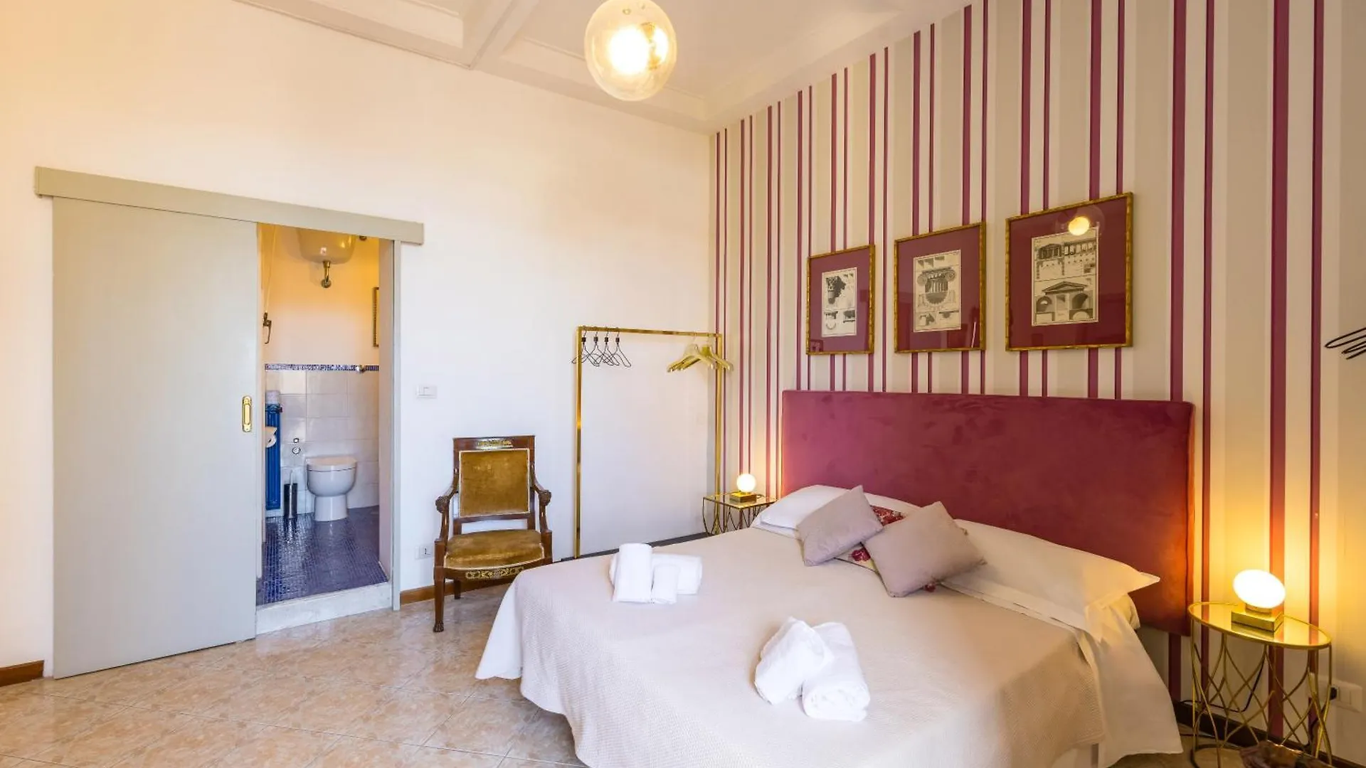 New Design Apartment In Naples