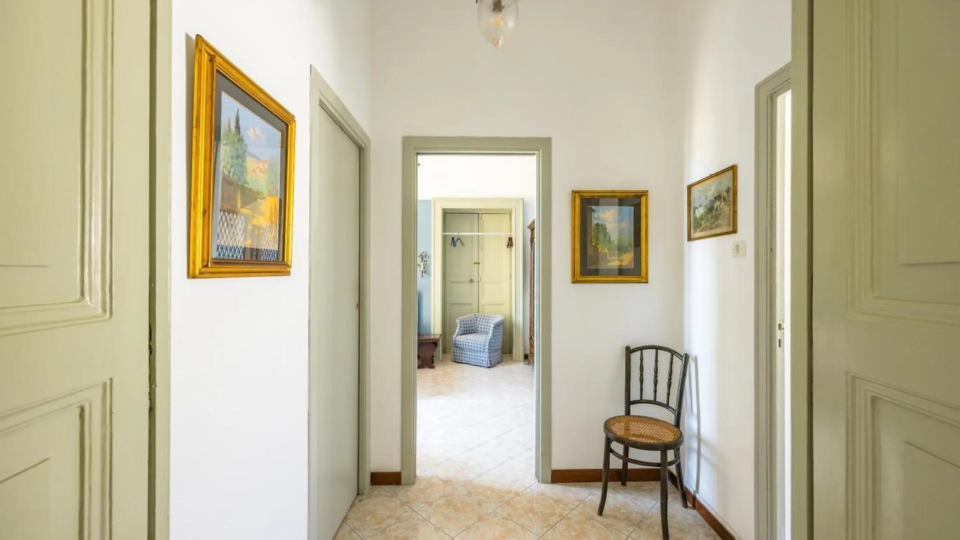 New Design Apartment In Naples