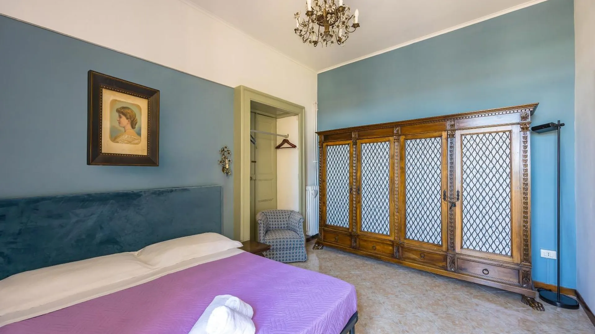 New Design Apartment In Naples