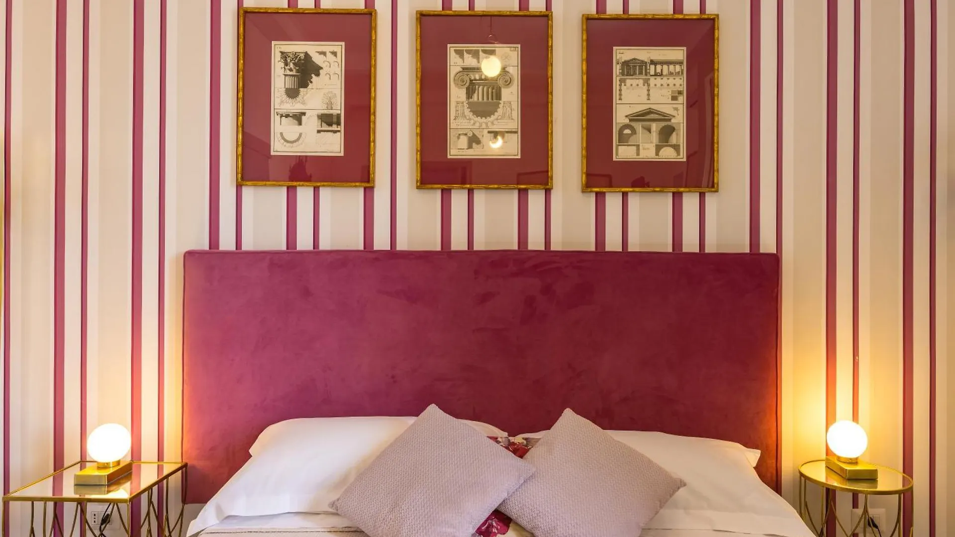 New Design Apartment In Naples