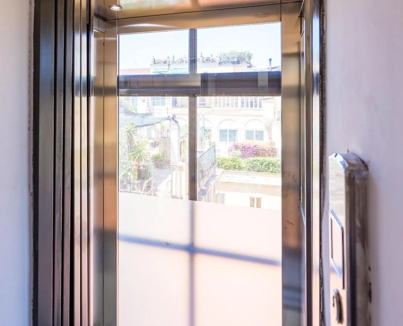 New Design Apartment In Naples