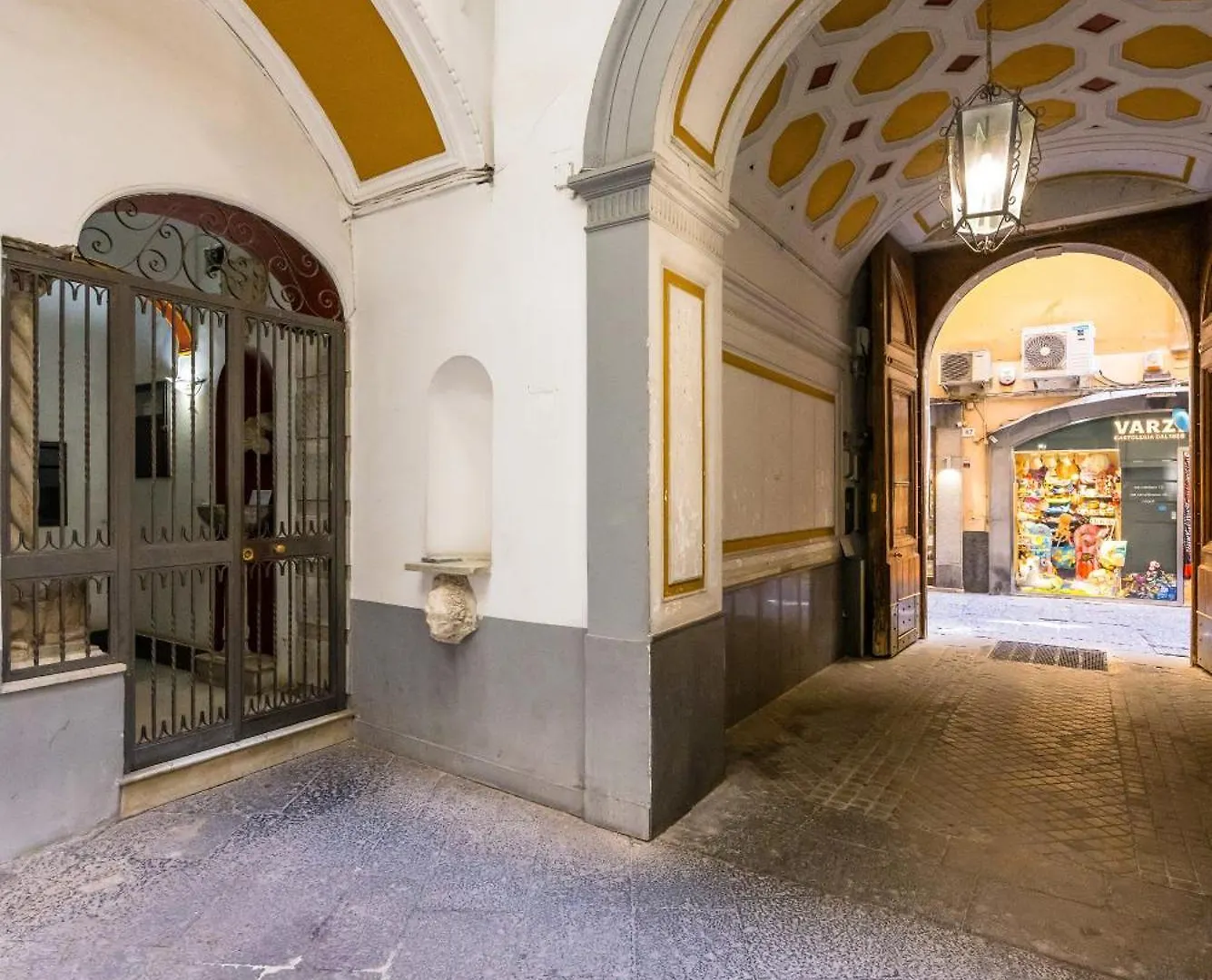 New Design Apartment In Naples 0*,