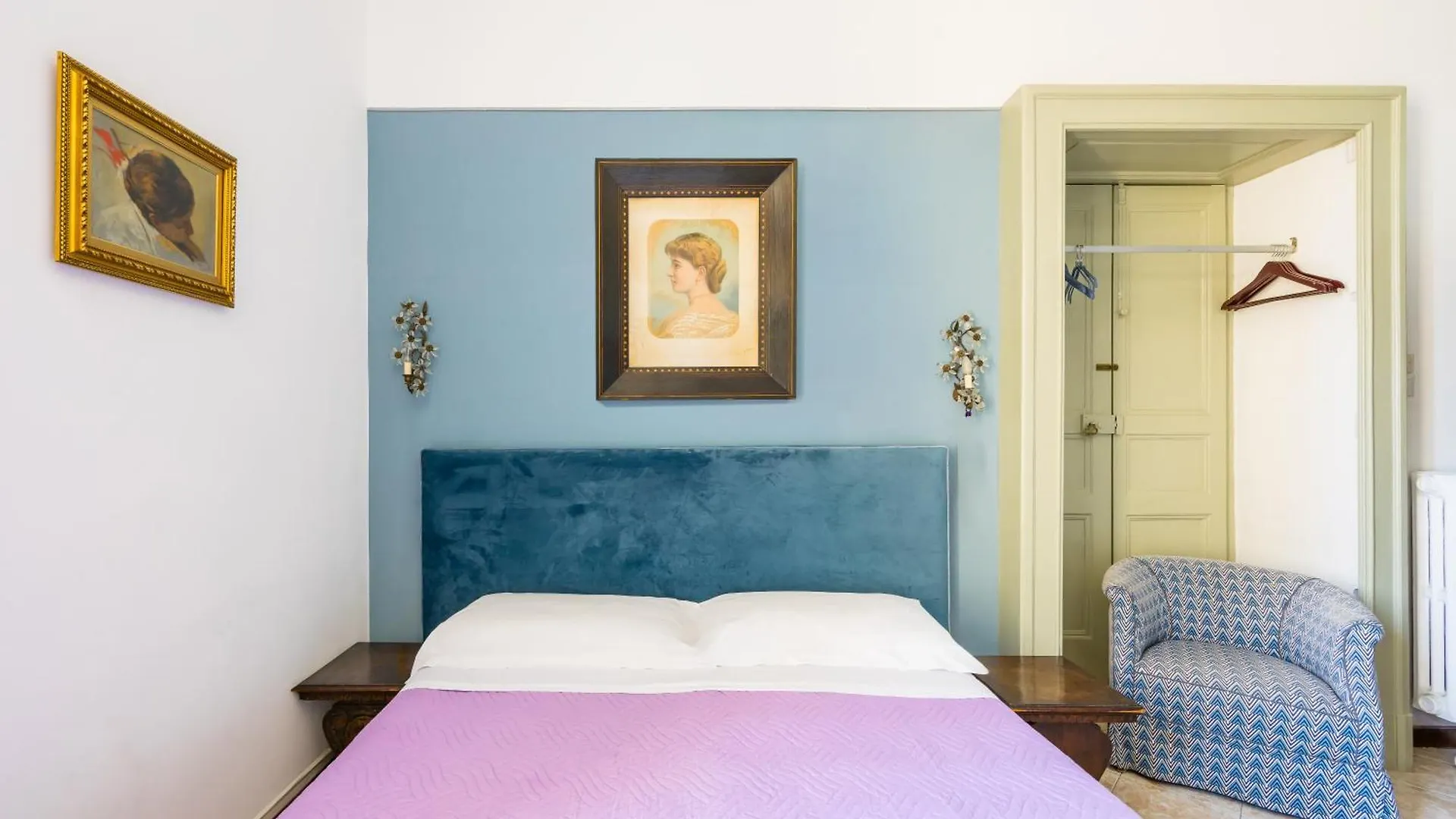 New Design Apartment In Naples