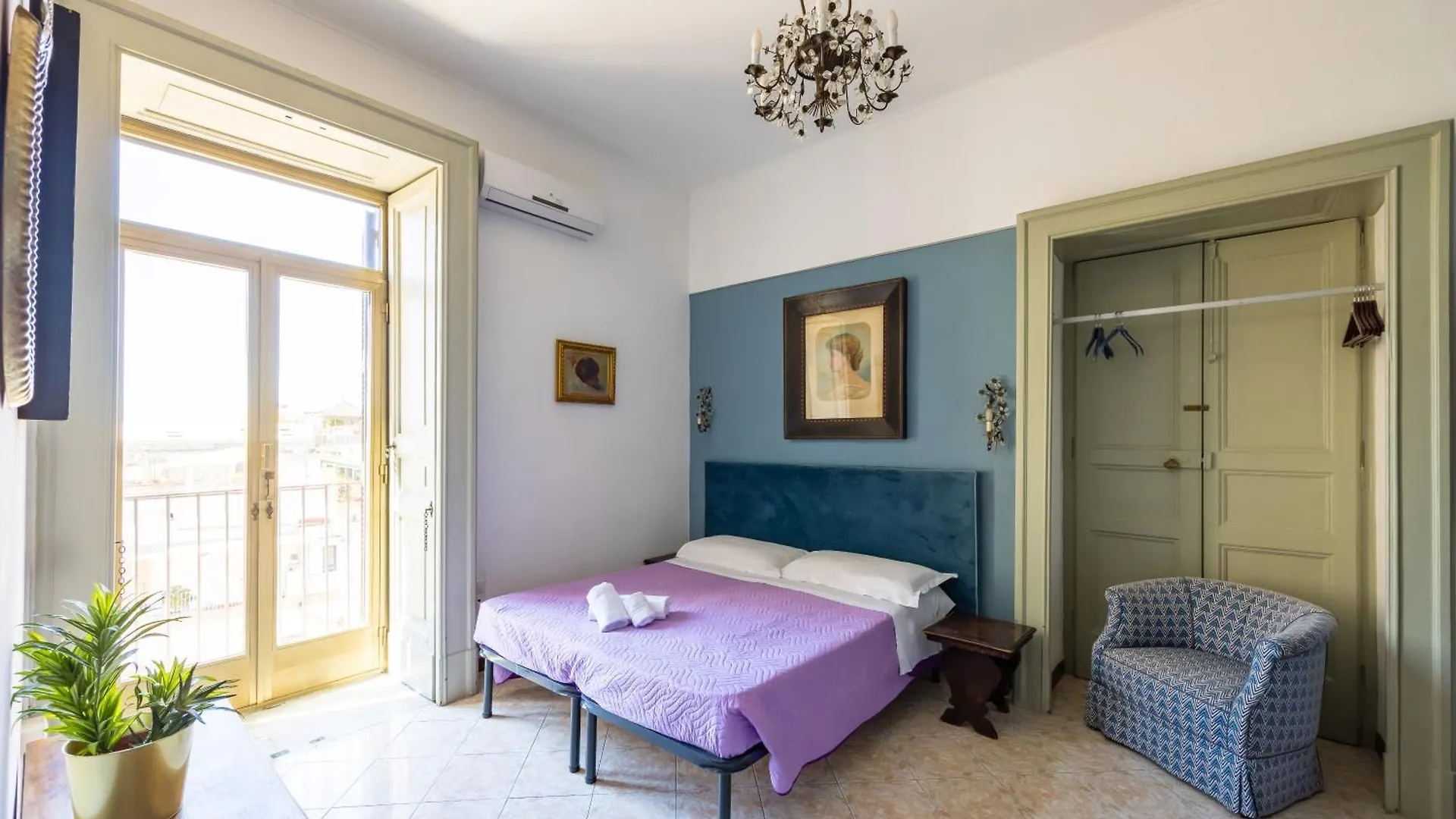 New Design Apartment In Naples