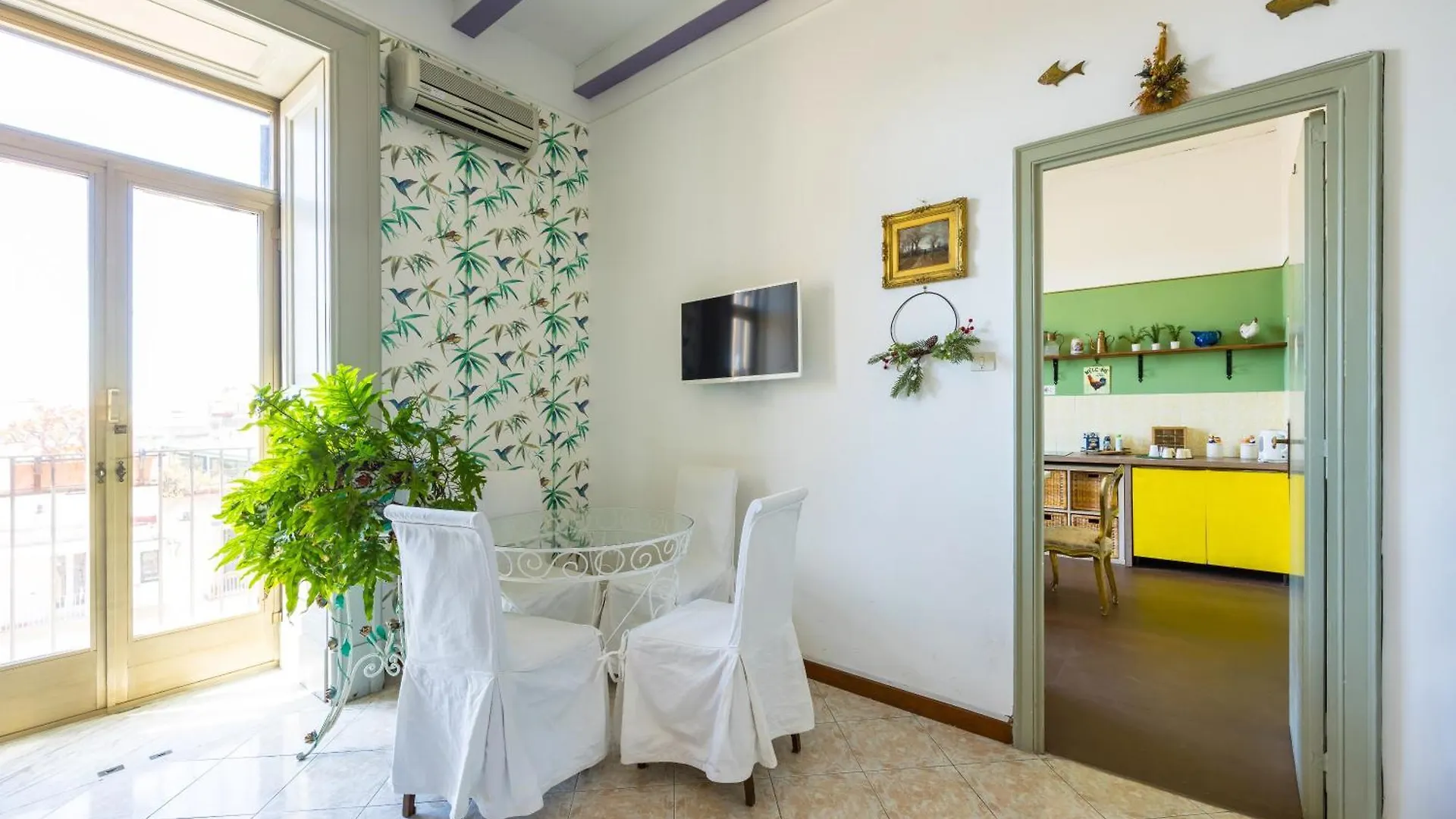 New Design Apartment In Naples